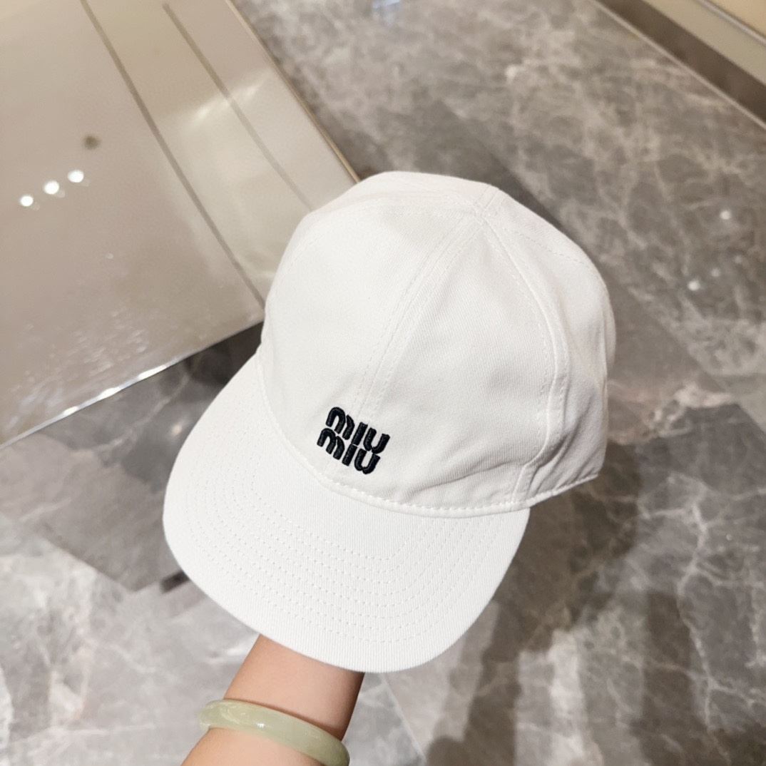 Miu Miu Caps